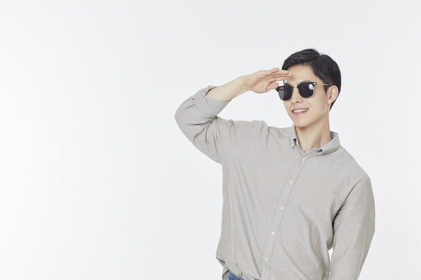 男士衣服有哪些风格,今年男士流行的服装休闲款式 男士衣服有哪些风格,今年男士流行的服装休闲款式