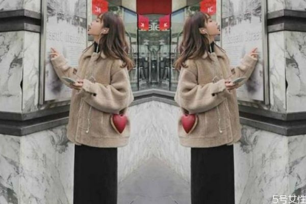 羊羔毛是什么面料成分,羊羔绒面料图片