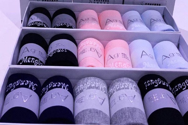 梦埠丝多重智能抗菌除臭袜,有防臭袜子吗 梦埠丝多重智能抗菌除臭袜,有防臭袜子吗