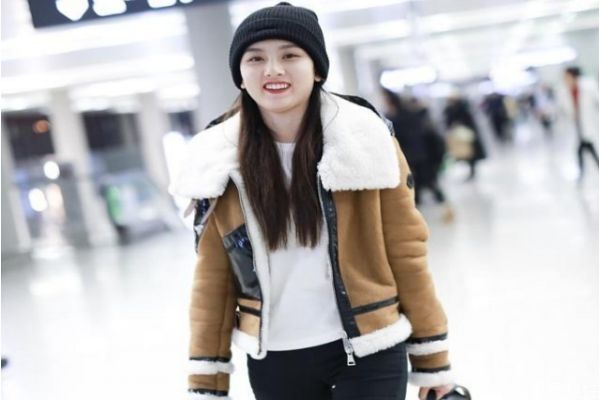 羊羔毛买什么颜色比较好,羊羔毛什么样的质量好