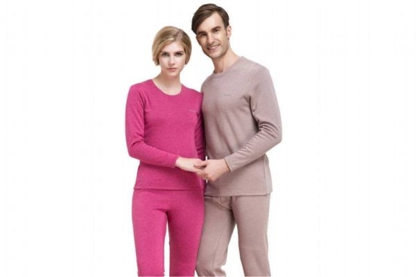 羊毛衫暖和还是保暖衣暖和,羊毛衫和保暖衣哪个暖和吗