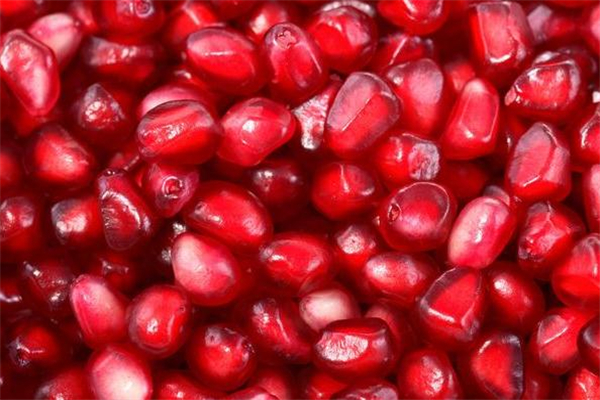 小孩吃了石榴籽肚子疼怎么办,为什么石榴吃了之后就肚子疼