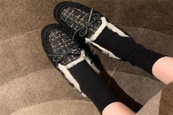 加绒豆豆鞋怎么搭配衣服裤子好看,加绒豆豆鞋配什么裤子