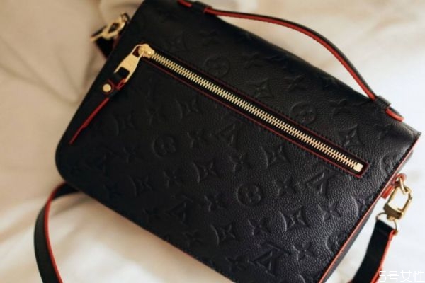 一般的皮包怎么保养,皮包保养小窍门