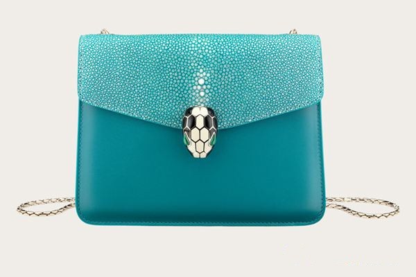 轻奢品牌包包有哪些值得推荐,轻奢包包品牌排行榜前十名