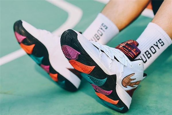 欧文5和闪击6哪个好,闪击6跟欧文6实战谁更好