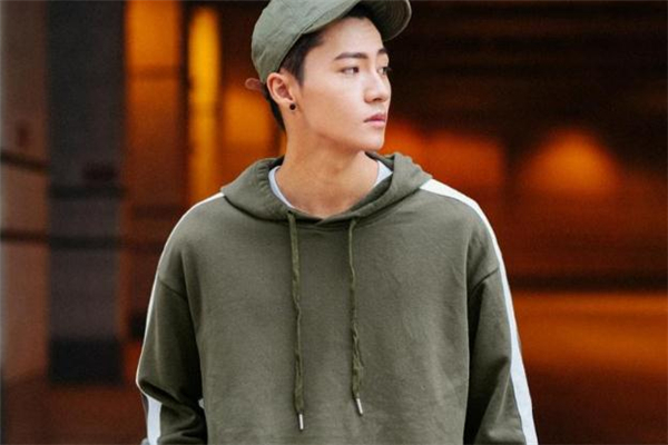 设计感卫衣,美式复古卫衣