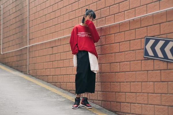 瘦小身材女生穿衣搭配,瘦小女人的穿搭