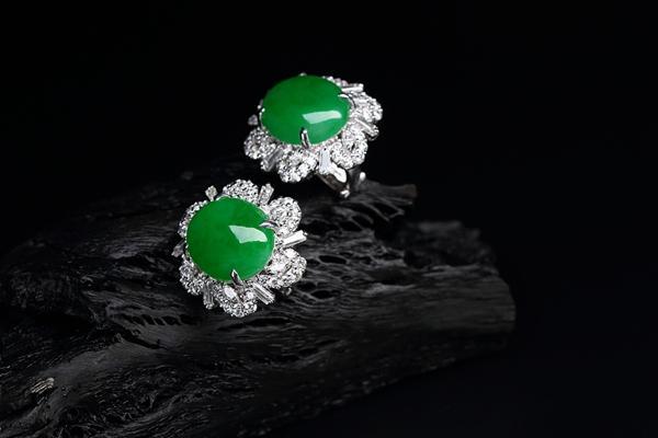 如何让翡翠越来越通透,为什么翡翠越戴越透 如何让翡翠越来越通透,为什么翡翠越戴越透