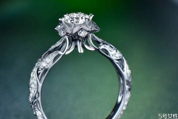 钻石是怎样形成的,钻石是在什么情况下形成的