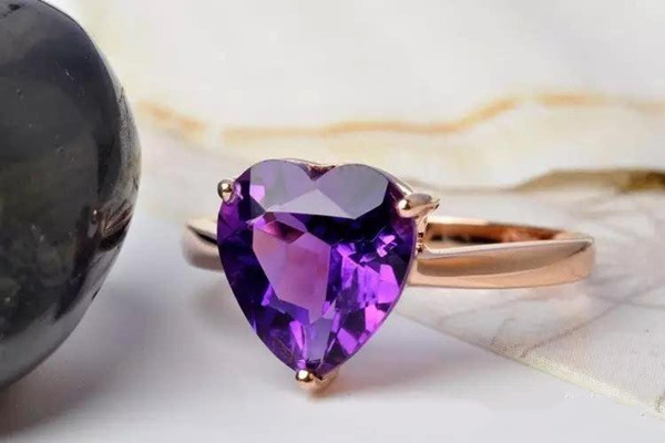 什么样的紫水晶好,紫水晶好吗