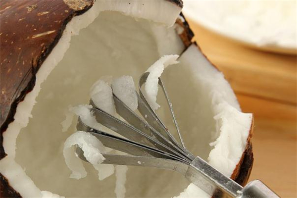 晚上吃椰子肉会发胖吗,吃椰子肉会发胖吗