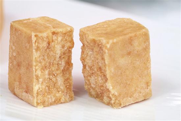 吃压缩饼干喝水会撑死吗,压缩饼干喝水会怎样