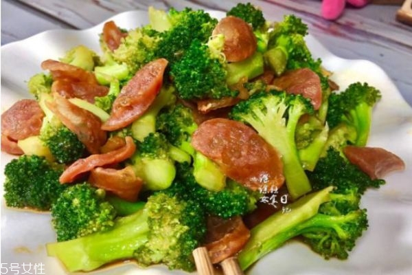 腊肠炒西兰花的做法窍门,腊肠炒西兰花的做法大全