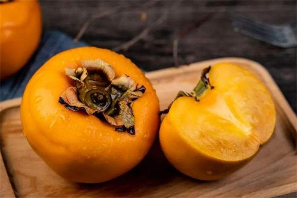 脆柿子吃多了会怎么样,脆柿子吃多了有什么危害