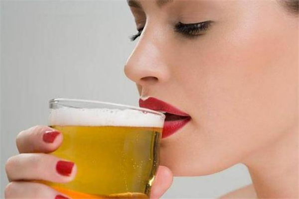 吃完西瓜可以喝酒吗,喝完酒能吃西瓜吗