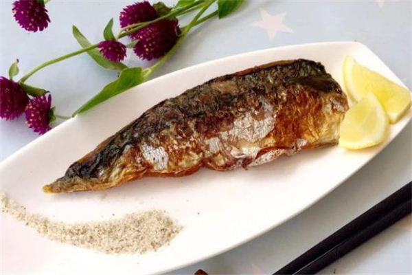 煎青鱼的做法大全,煎青鱼的做法大全家常窍门