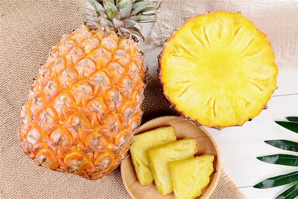 宝宝咳嗽可以吃凤梨吗?,宝宝咳嗽能吃凤梨吗 宝宝咳嗽可以吃凤梨吗?,宝宝咳嗽能吃凤梨吗