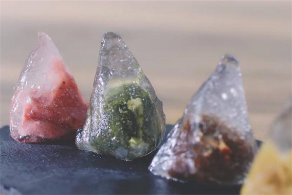 水晶粽子用大西米还是小西米,西米水晶粽子的做法