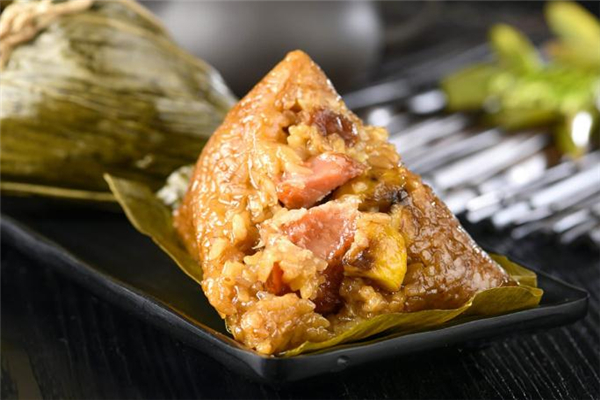 怎么用微波炉热粽子不会硬,怎么用微波炉热粽子不干