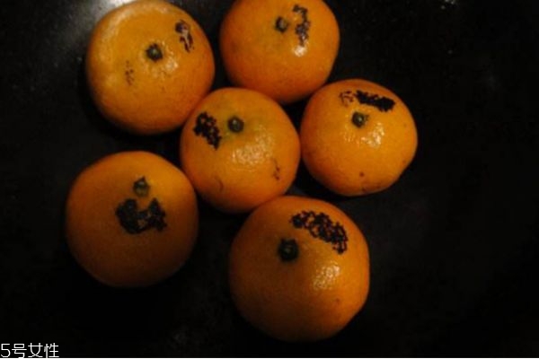 烤橘子的功效和作用,烤橘子的功效和作用内热感冒