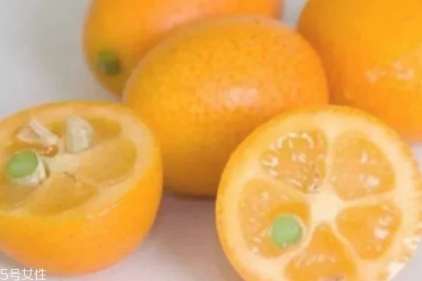 冰糖金桔的做法和功效,冰糖金桔的做法视频