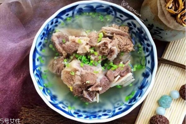 清炖羊肉最简单的做法窍门,清炖羊肉的做法及配料