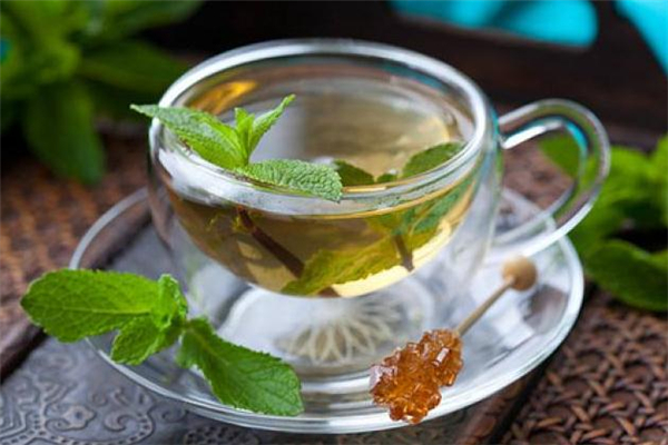 金银花薄荷茶的功效,金银花薄荷泡水喝的功效