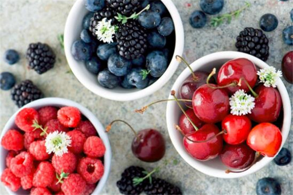 黑莓的功效和作用,黑莓的功效和作用、营养价值