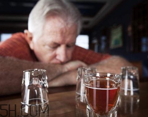 酒精肝影响性功能吗,酒精在体内对肝的影响