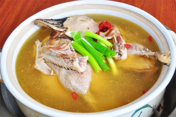 老鸭什么人不能吃,老鸭能吃吗