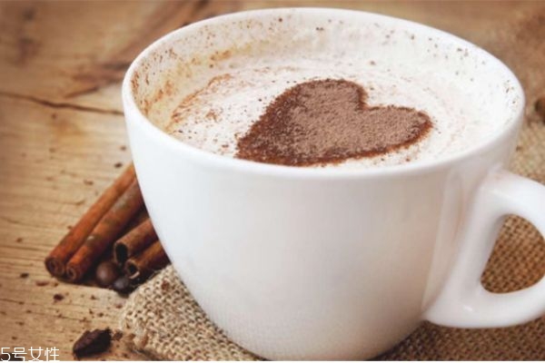 最简单的做奶茶的方法,怎样熬奶茶