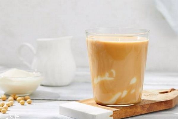 珍珠奶茶热量有多高,微糖奶茶热量有多高