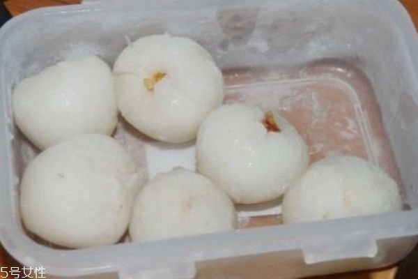 冰冻荔枝怎么做好吃,冰冻荔枝怎么做饮料