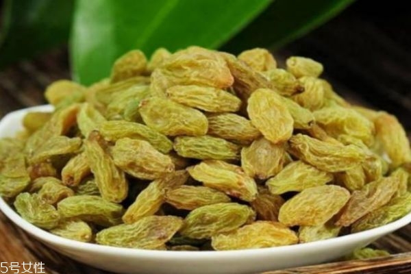 坚持吃葡萄干的好处,每天坚持吃葡萄干的好处 坚持吃葡萄干的好处,每天坚持吃葡萄干的好处