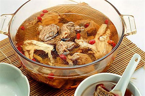 羊肉不能和什么一起吃 吃羊肉的禁忌,羊肉不能和什么一起吃食物相克大全 羊肉不能和什么一起吃 吃羊肉的禁忌,羊肉不能和什么一起吃食物相克大全