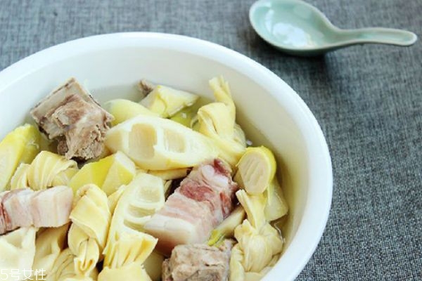 腌笃鲜的家常做法窍门,腌笃鲜的做法窍门 腌笃鲜的家常做法窍门,腌笃鲜的做法窍门