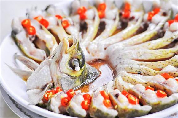 孕妇吃白鲳鱼对胎儿好吗,孕妇吃鲳鱼好吗