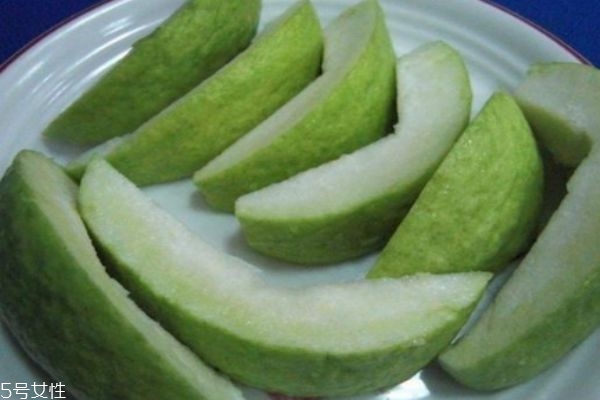 芭乐是什么季节的水果,芭乐是什么水果