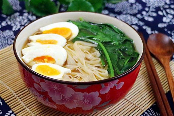 早餐吃面条的好处,早上吃面条的好处 早餐吃面条的好处,早上吃面条的好处