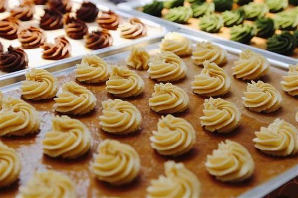 黄油曲奇怎么做才酥脆,做曲奇用黄油还是酥油 黄油曲奇怎么做才酥脆,做曲奇用黄油还是酥油