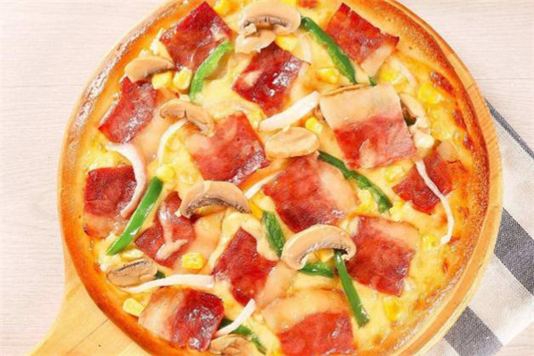 培根披萨180度烤多久能熟,培根披萨要用烤箱烤多长时间