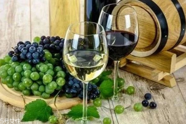 提子怎么剥皮最方便,提子怎么剥