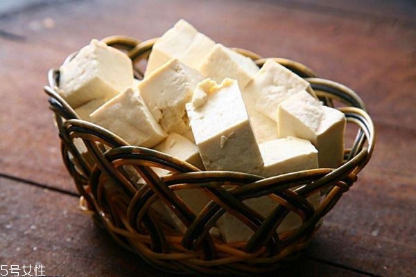 豆腐的选购技巧,豆腐怎么挑选