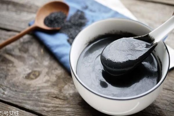 减肥可以喝黑芝麻糊吗?,减肥的人可以喝黑芝麻糊吗