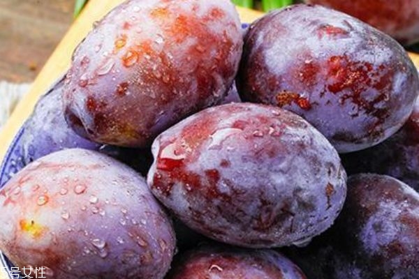 西梅哪些人不适合吃,什么人不能吃西梅