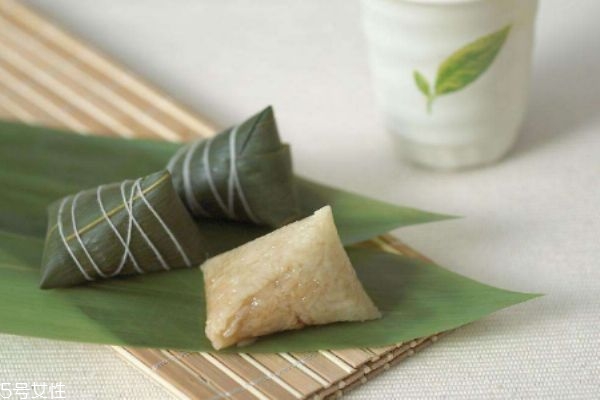 微波炉热粽子的方法,微波炉如何热粽子