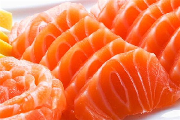 三文鱼吃多了会怎么样?,三文鱼吃多了会怎么样文鱼一次吃多少合适 三文鱼吃多了会怎么样?,三文鱼吃多了会怎么样文鱼一次吃多少合适