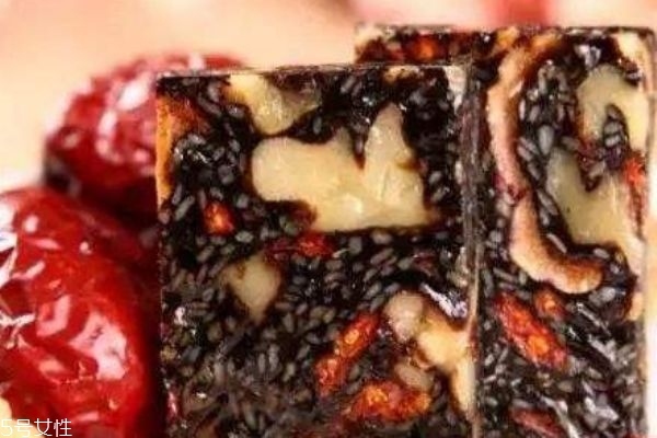 吃阿胶糕要注意什么,服用阿胶糕要注意什么