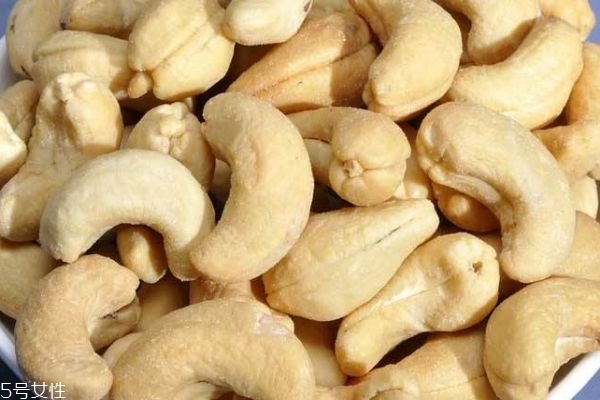 糖尿病人能吃腰果吗?,糖尿病人能吃腰果吗一次能吃多少